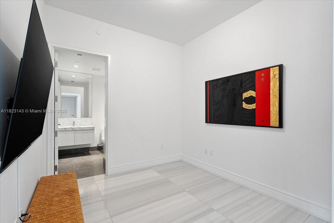 待售: $6,300,000 (3 贝兹, 4 浴室, 2616 平方英尺)