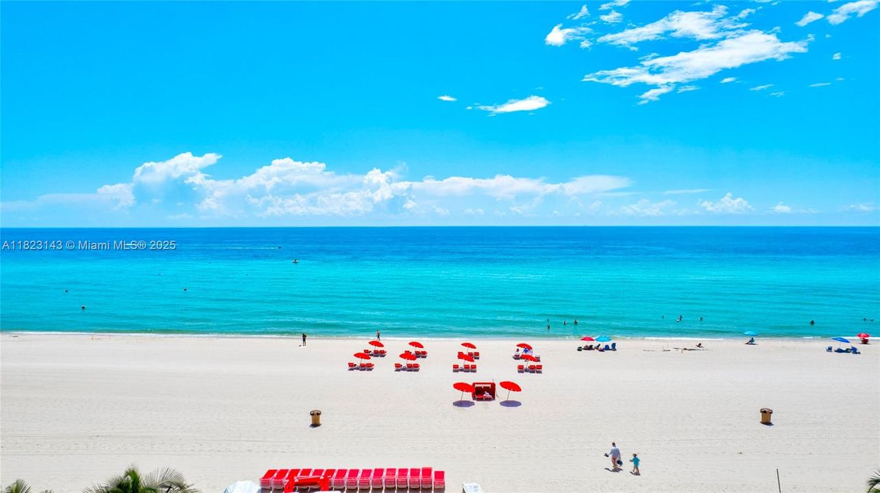 待售: $6,300,000 (3 贝兹, 4 浴室, 2616 平方英尺)