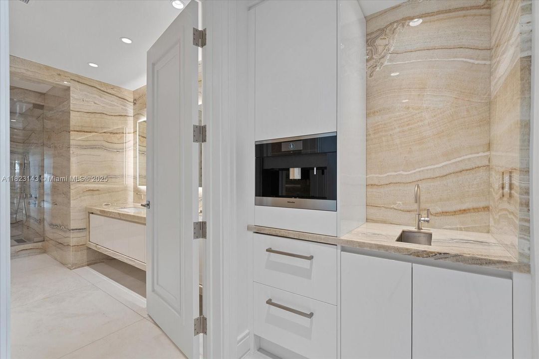 待售: $6,300,000 (3 贝兹, 4 浴室, 2616 平方英尺)