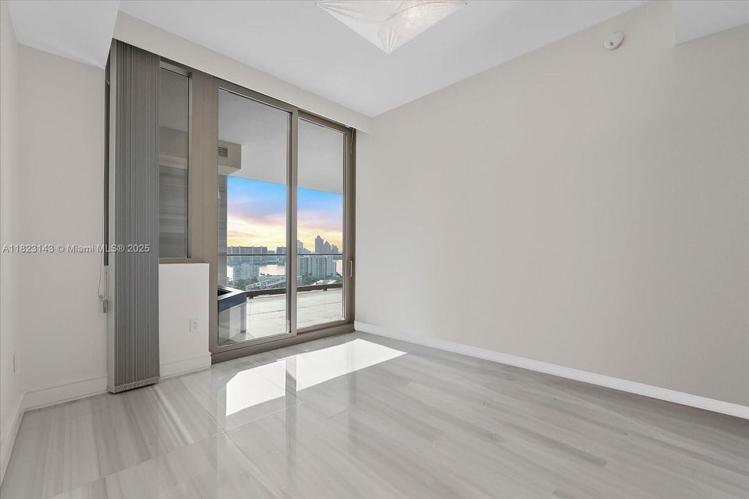 待售: $6,300,000 (3 贝兹, 4 浴室, 2616 平方英尺)