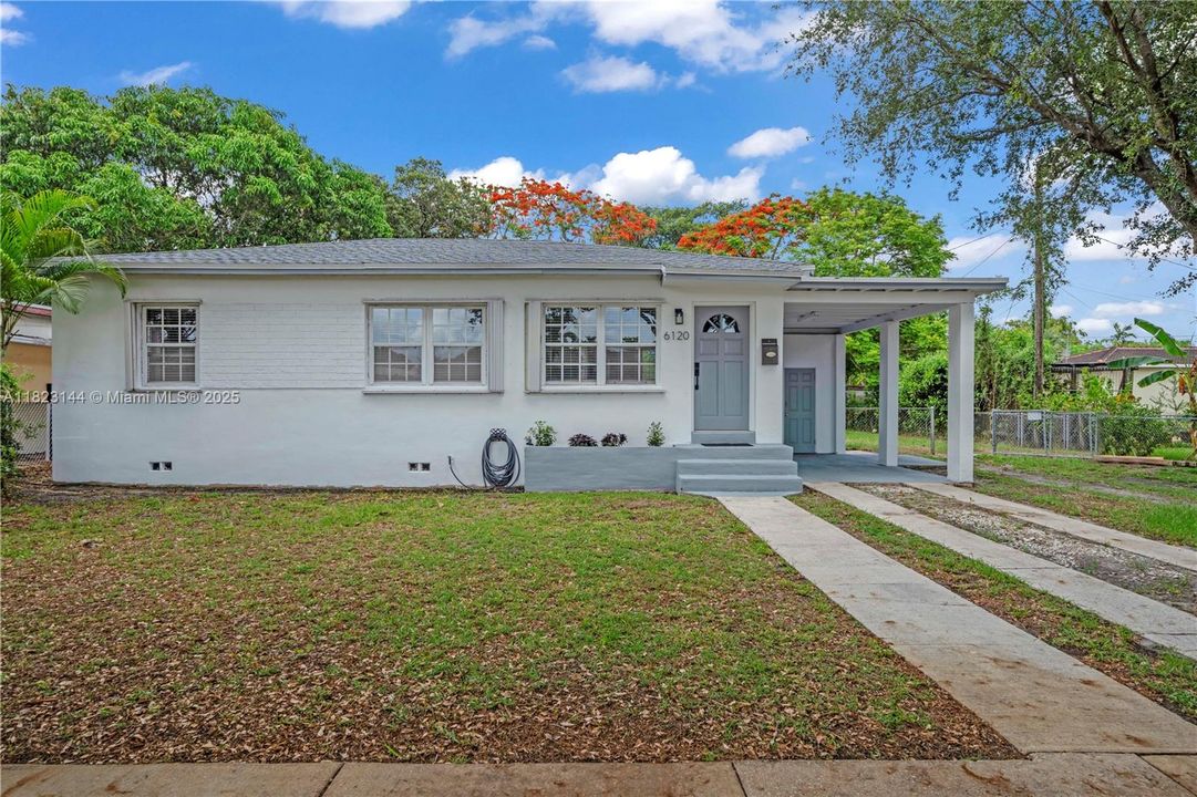 Recently Sold: $643,000 (3 beds, 1 baths, 962 Square Feet)