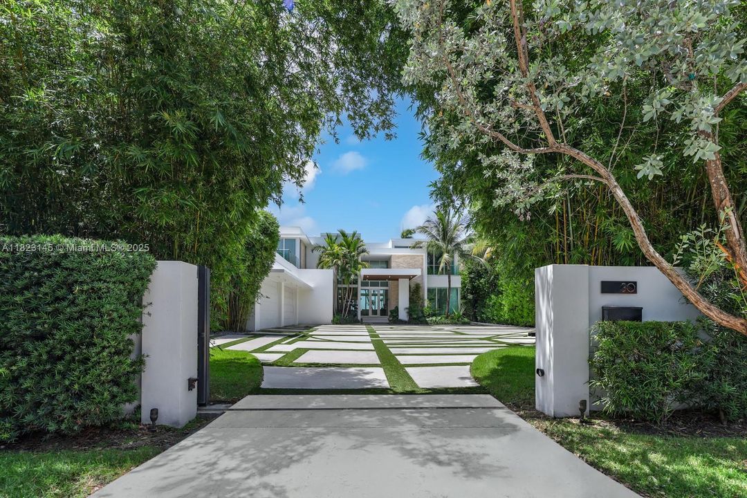 En Venta: $48,000,000 (9 camas, 8 baños, 0 Pies cuadrados)