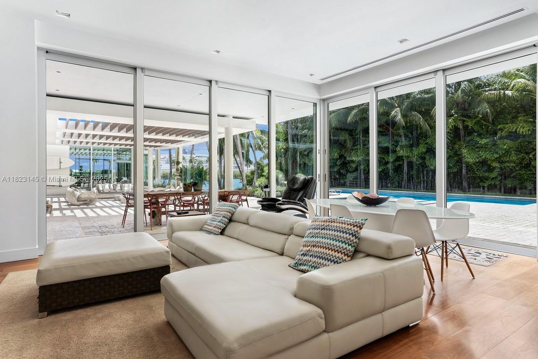 En Venta: $48,000,000 (9 camas, 8 baños, 0 Pies cuadrados)