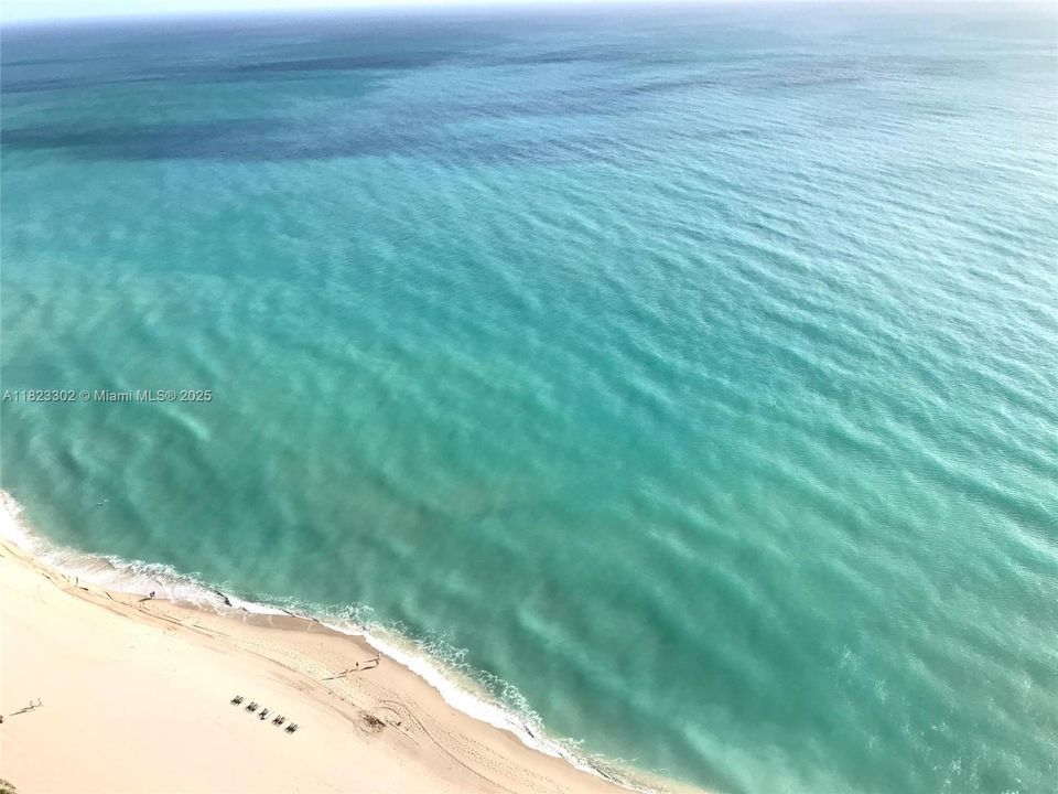 Vendido Recientemente: $4,350,000 (4 camas, 4 baños, 2485 Pies cuadrados)