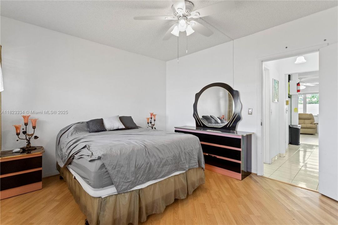 Recently Sold: $79,900 (1 beds, 1 baths, 625 Square Feet)