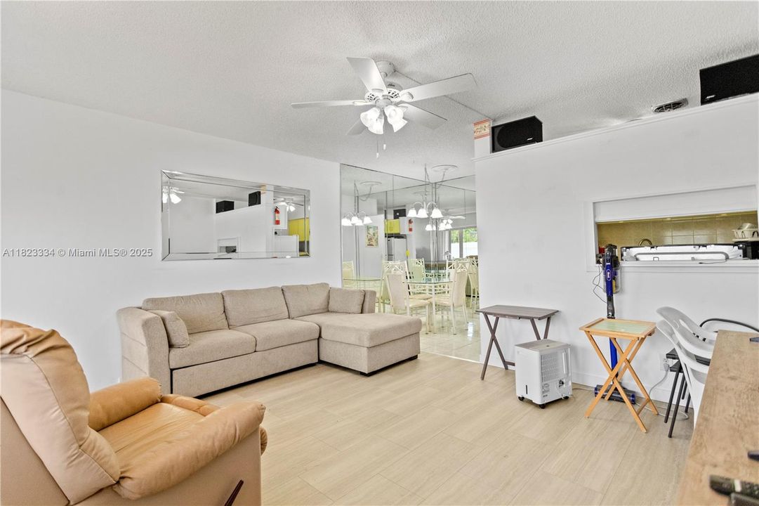 Recently Sold: $79,900 (1 beds, 1 baths, 625 Square Feet)