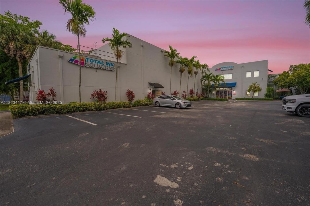 待售: $3,299,000 (0 贝兹, 0 浴室, 0 平方英尺)