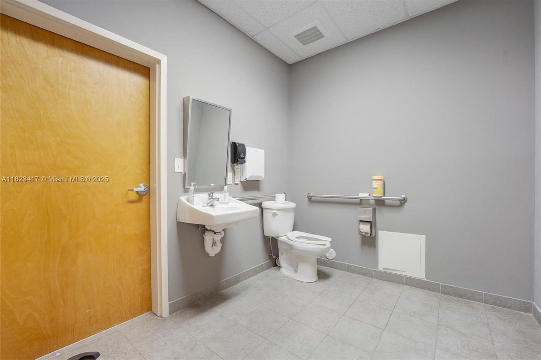 待售: $3,299,000 (0 贝兹, 0 浴室, 0 平方英尺)