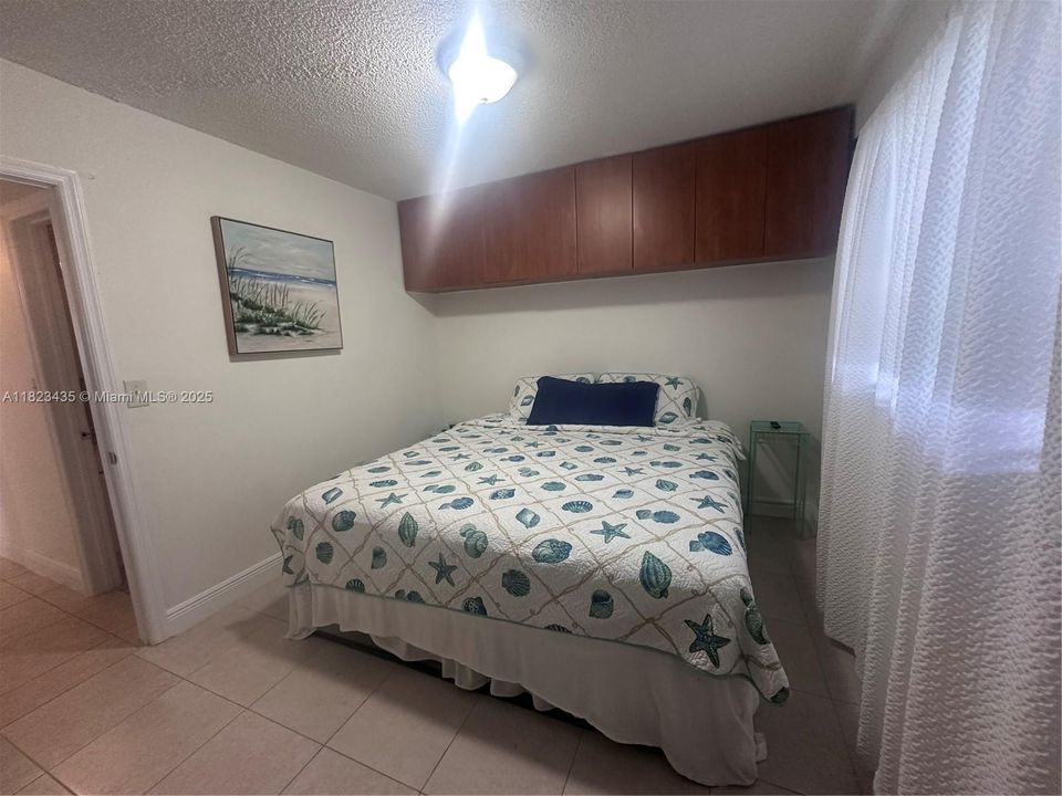 待售: $224,999 (2 贝兹, 1 浴室, 800 平方英尺)