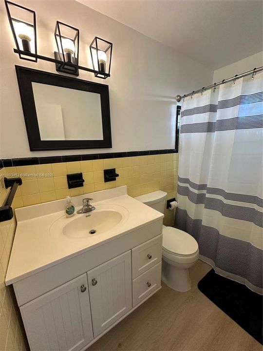 В аренду: $2,990 (3 спален, 1 ванн, 1042 Квадратных фут)