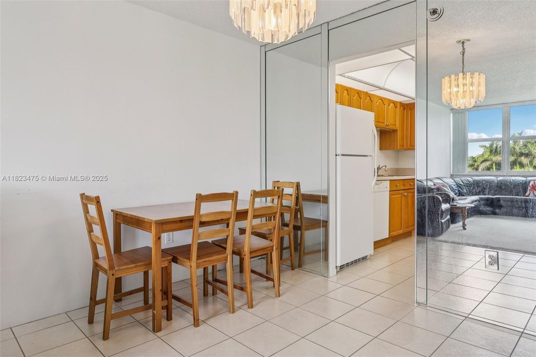 Vendido Recientemente: $105,000 (1 camas, 1 baños, 740 Pies cuadrados)