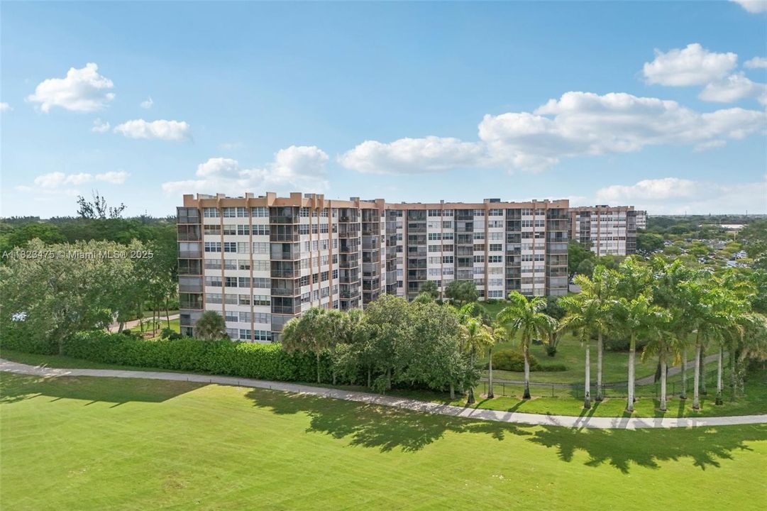 Vendido Recientemente: $105,000 (1 camas, 1 baños, 740 Pies cuadrados)