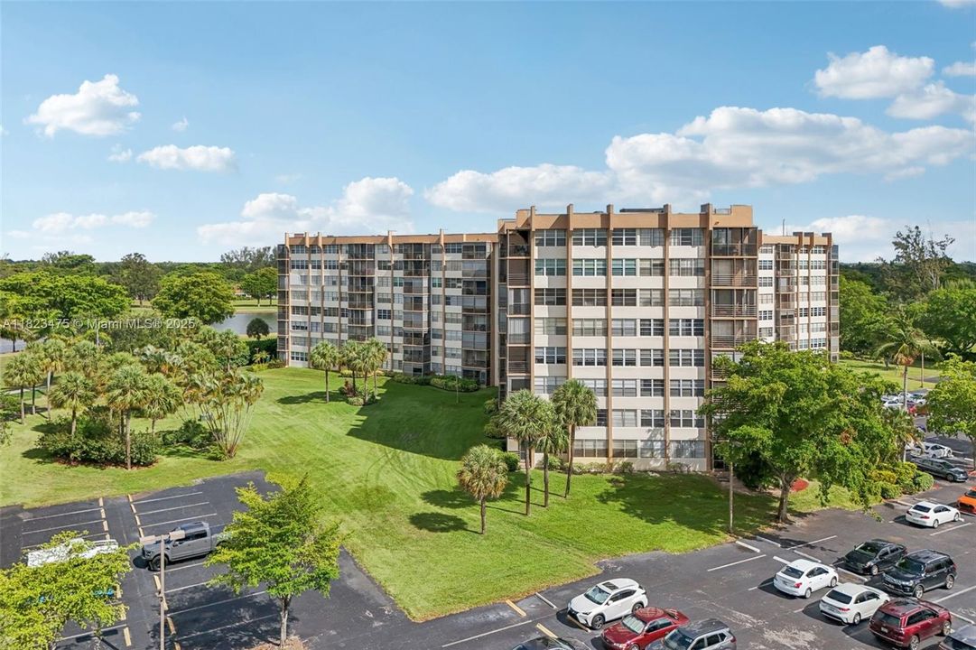 Vendido Recientemente: $105,000 (1 camas, 1 baños, 740 Pies cuadrados)