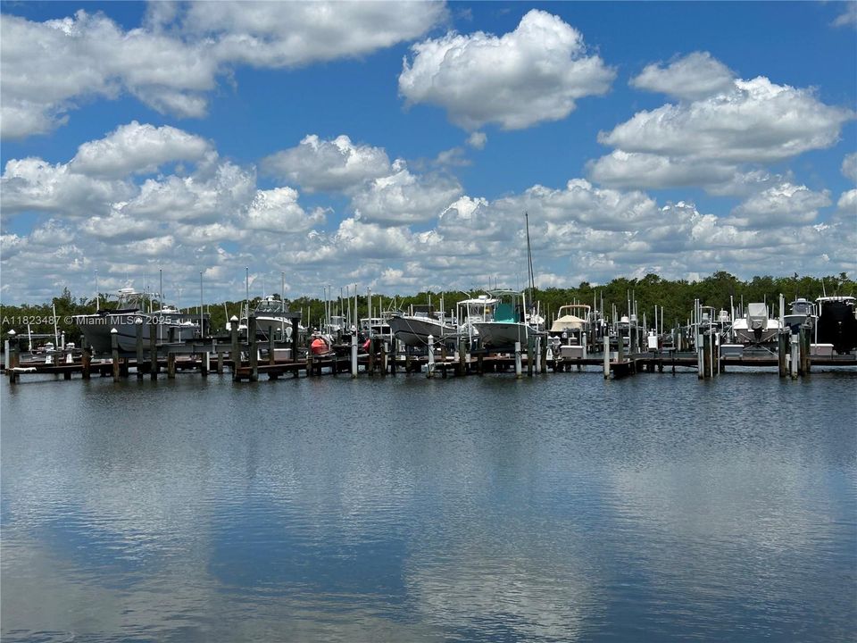 For Rent: $2,075 (2 beds, 2 baths, 1078 Square Feet)