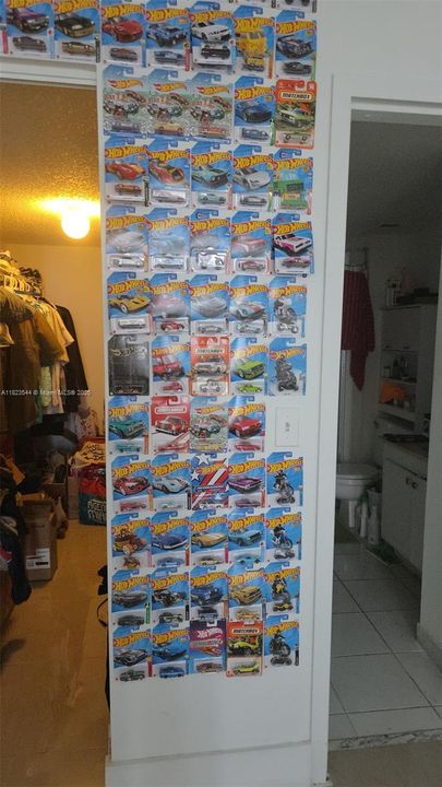 待售: $219,000 (2 贝兹, 2 浴室, 1050 平方英尺)