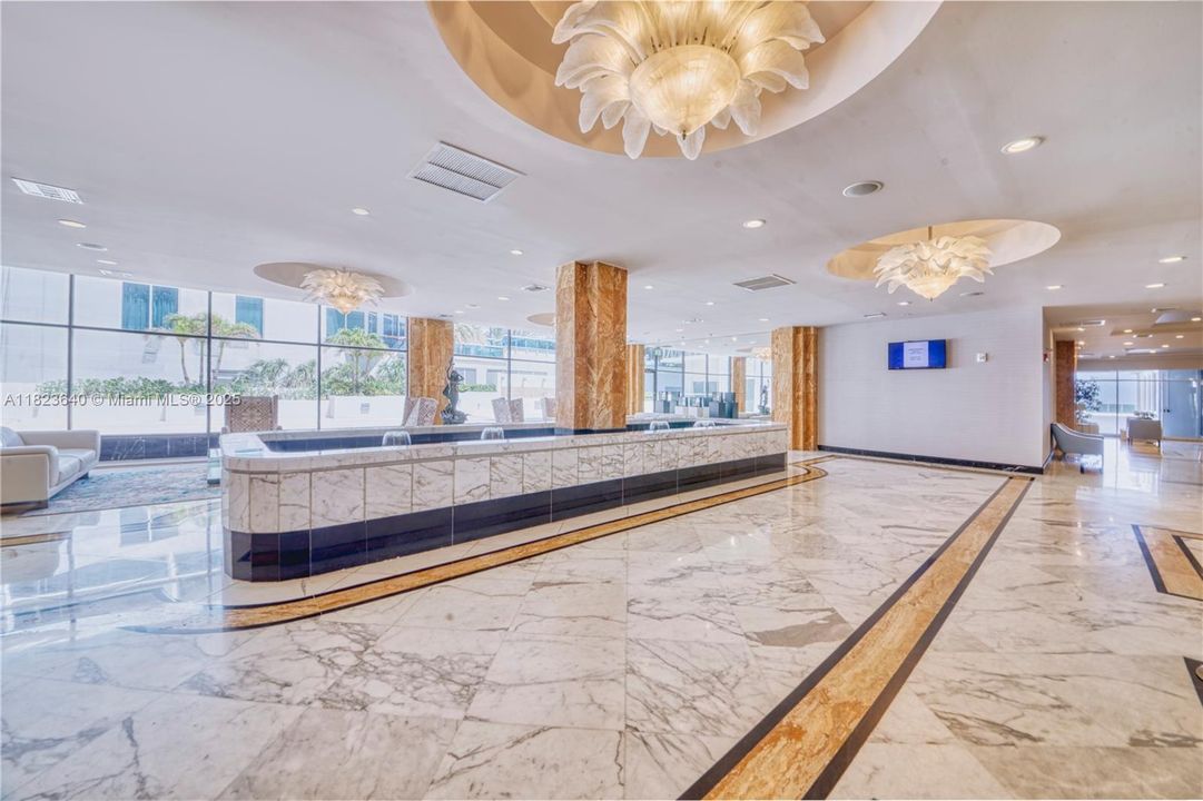 待售: $790,000 (2 贝兹, 2 浴室, 1868 平方英尺)