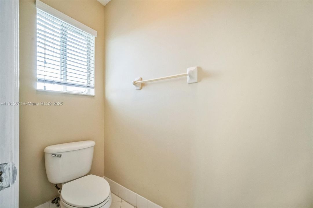 Recently Sold: $630,000 (4 beds, 3 baths, 2098 Square Feet)