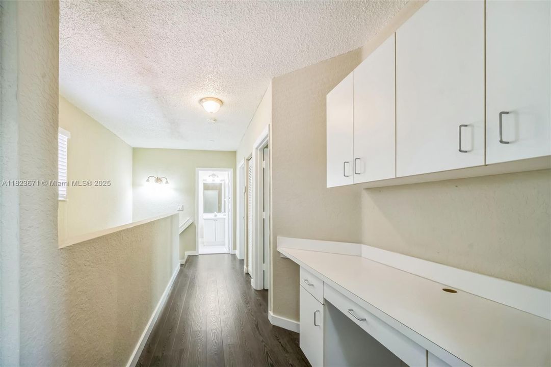 Recently Sold: $630,000 (4 beds, 3 baths, 2098 Square Feet)