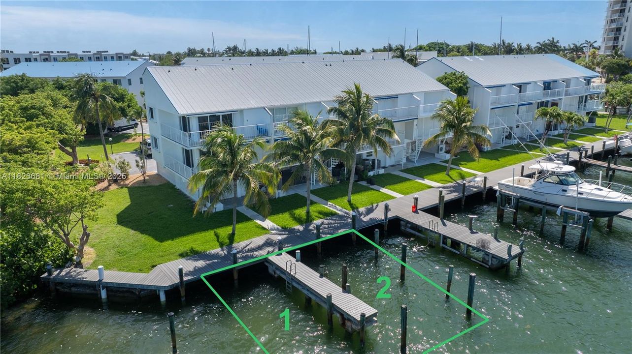 En Venta: $1,465,000 (2 camas, 2 baños, 1838 Pies cuadrados)