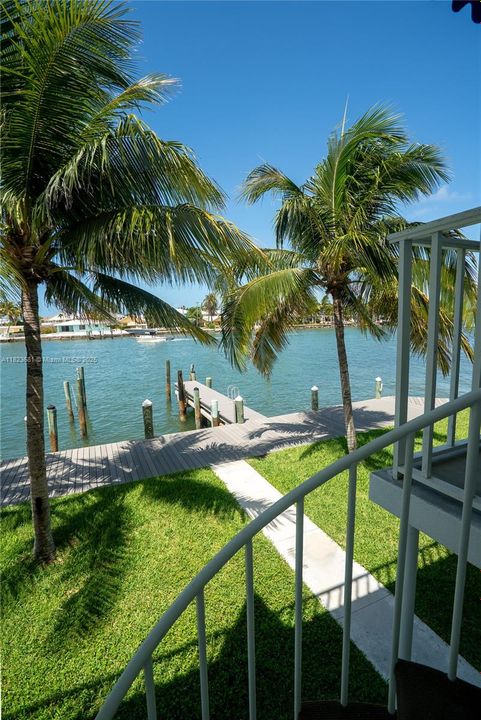 En Venta: $1,465,000 (2 camas, 2 baños, 1838 Pies cuadrados)