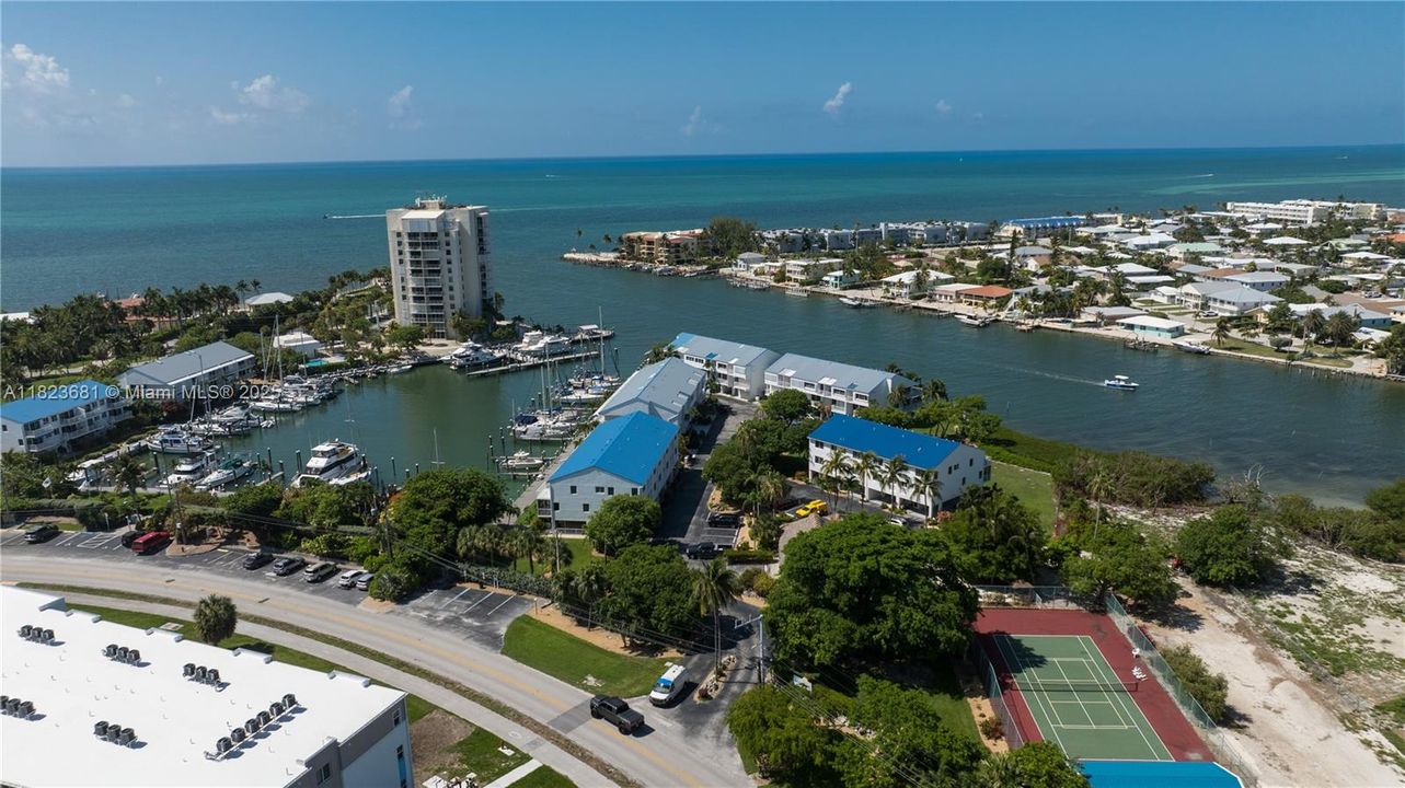 En Venta: $1,465,000 (2 camas, 2 baños, 1838 Pies cuadrados)