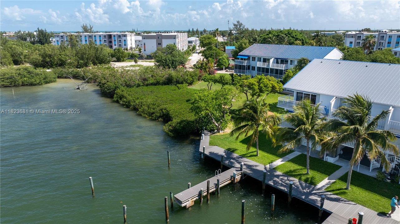 En Venta: $1,465,000 (2 camas, 2 baños, 1838 Pies cuadrados)