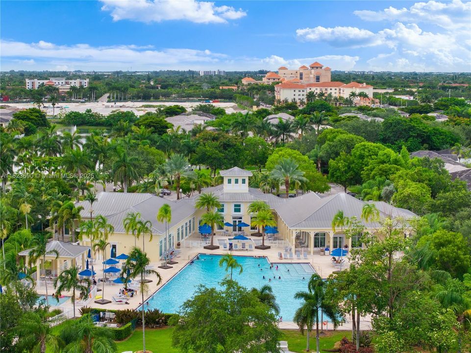 Недавно продано: $345,000 (2 спален, 2 ванн, 1224 Квадратных фут)