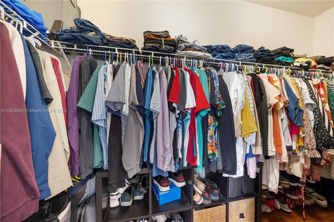 Недавно продано: $345,000 (2 спален, 2 ванн, 1224 Квадратных фут)