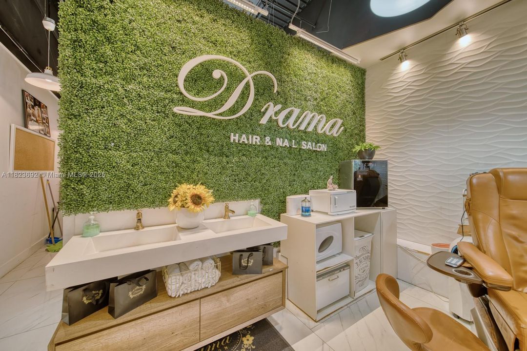 最近售出: $55,000 (0 贝兹, 0 浴室, 0 平方英尺)