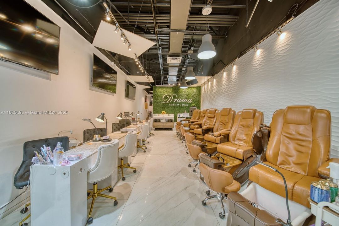 最近售出: $55,000 (0 贝兹, 0 浴室, 0 平方英尺)