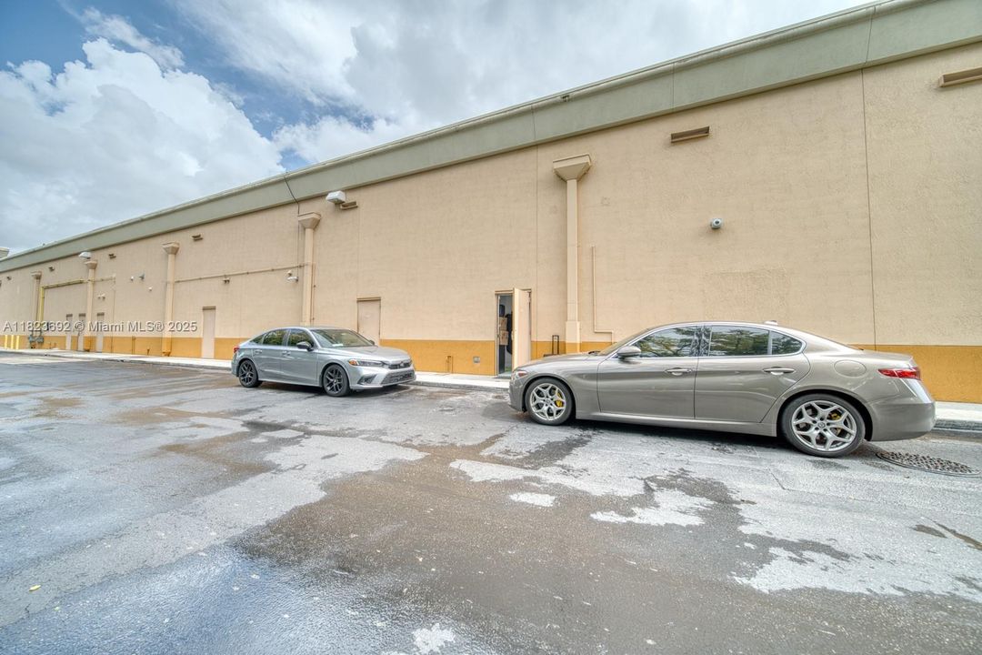 最近售出: $55,000 (0 贝兹, 0 浴室, 0 平方英尺)