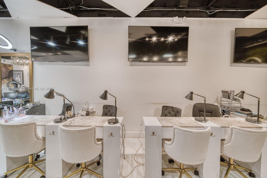 最近售出: $55,000 (0 贝兹, 0 浴室, 0 平方英尺)