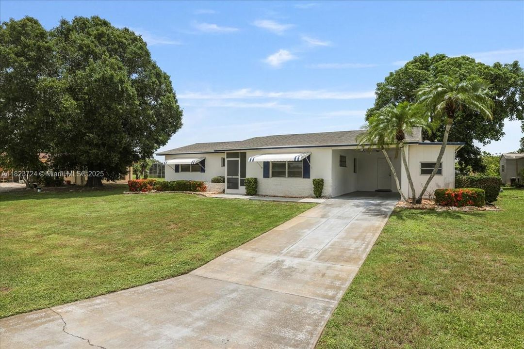 Недавно продано: $215,000 (2 спален, 1 ванн, 1117 Квадратных фут)