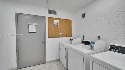 Recently Sold: $310,000 (2 beds, 2 baths, 1130 Square Feet)