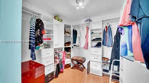 Recently Sold: $310,000 (2 beds, 2 baths, 1130 Square Feet)