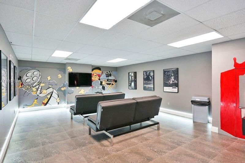 Recently Sold: $310,000 (2 beds, 2 baths, 1130 Square Feet)