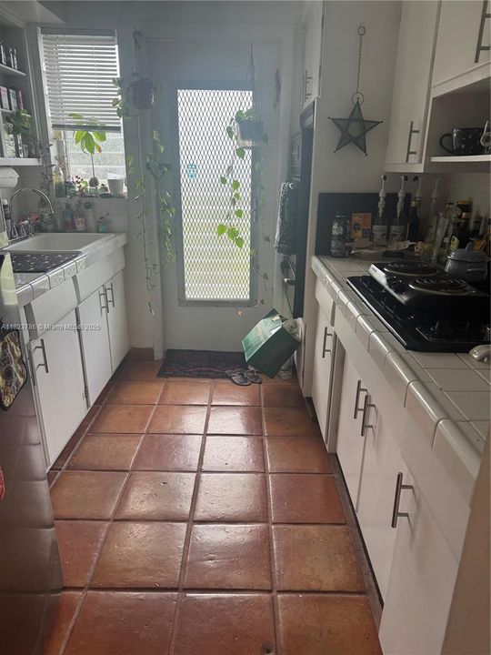En Venta: $265,000 (1 camas, 1 baños, 741 Pies cuadrados)