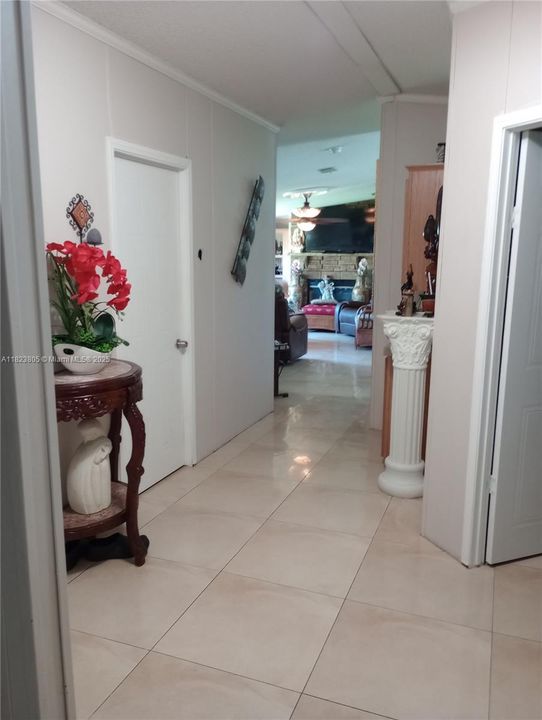 En Venta: $299,999 (4 camas, 2 baños, 0 Pies cuadrados)