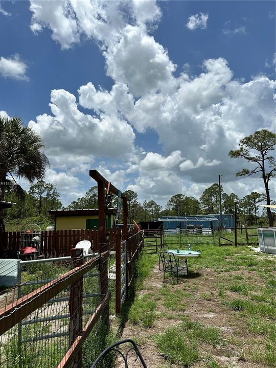 En Venta: $299,999 (4 camas, 2 baños, 0 Pies cuadrados)