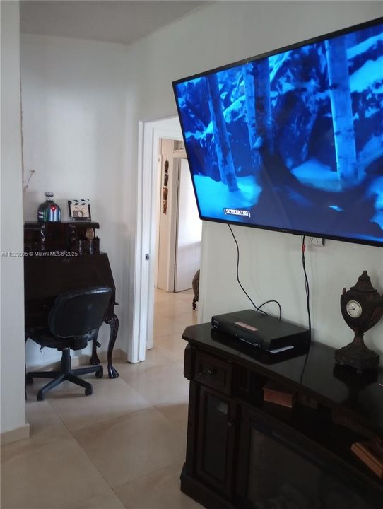 En Venta: $299,999 (4 camas, 2 baños, 0 Pies cuadrados)