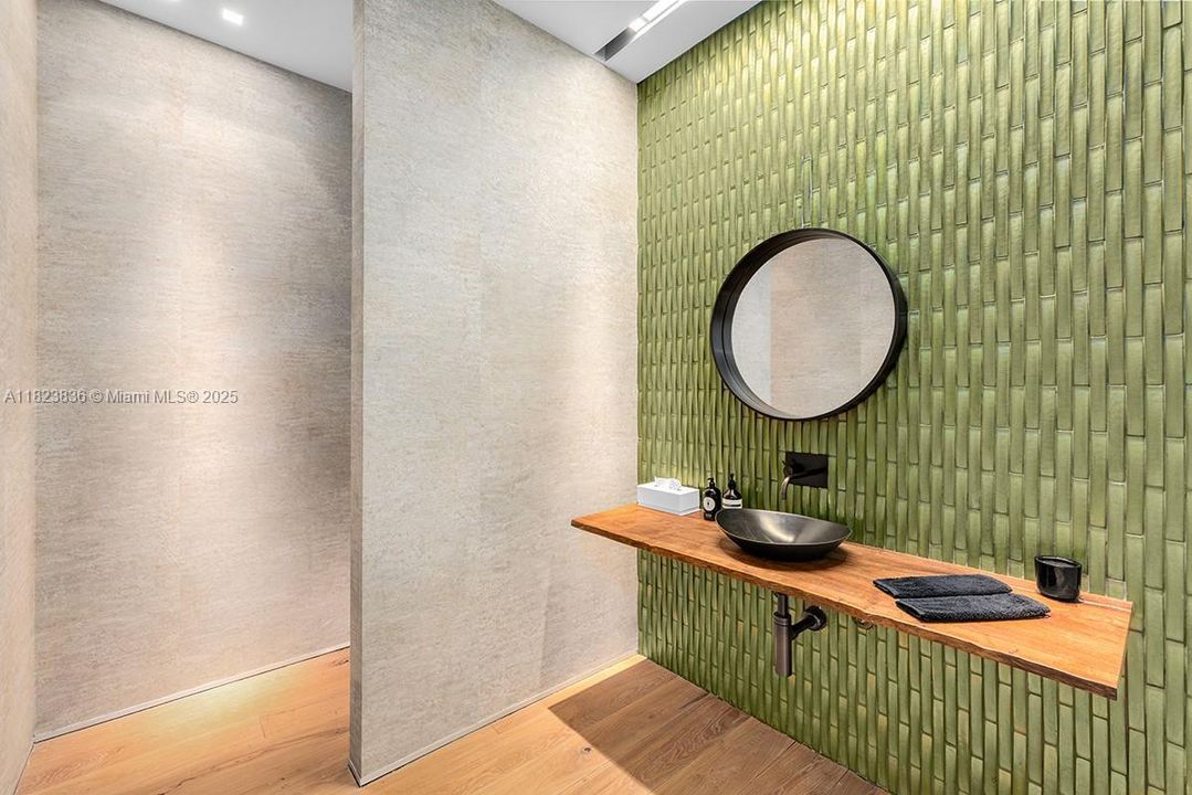 En Venta: $11,250,000 (4 camas, 3 baños, 5656 Pies cuadrados)