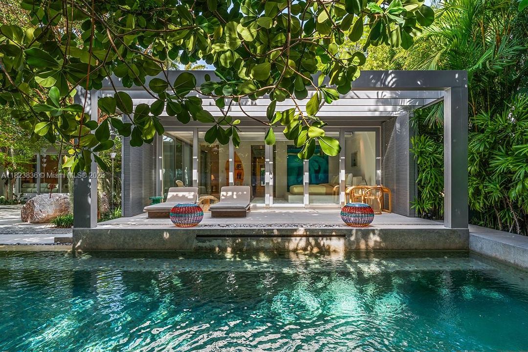 En Venta: $11,250,000 (4 camas, 3 baños, 5656 Pies cuadrados)