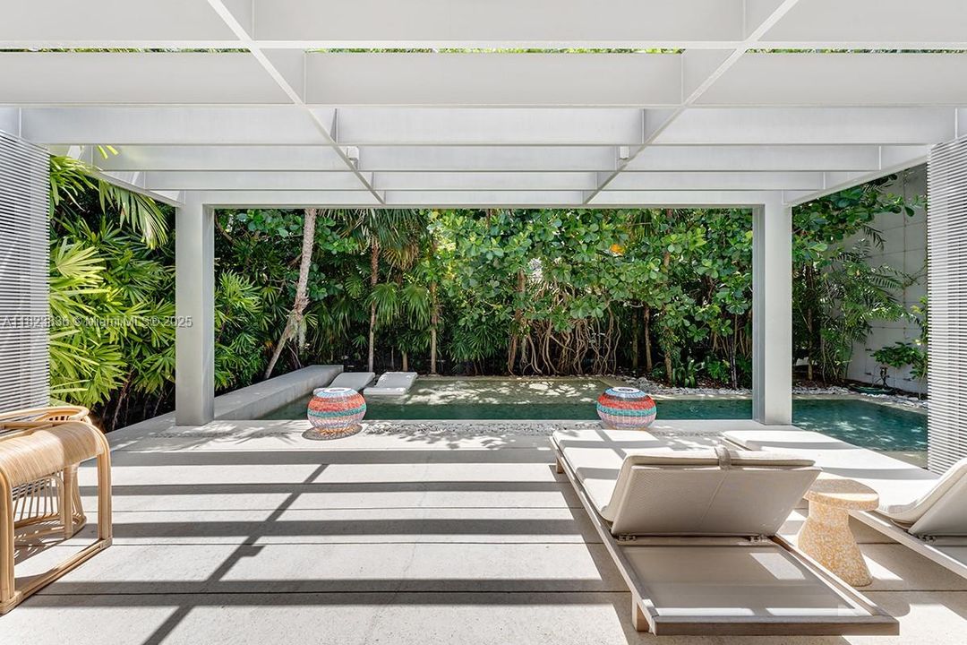 En Venta: $11,250,000 (4 camas, 3 baños, 5656 Pies cuadrados)