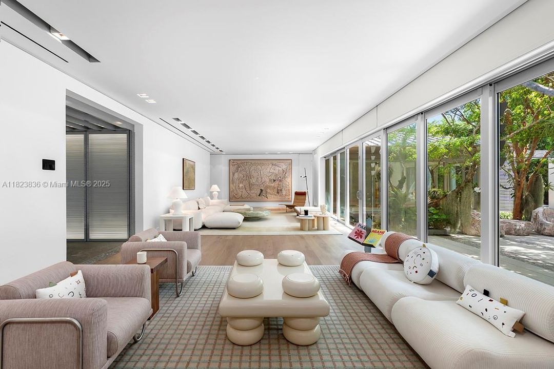 En Venta: $11,250,000 (4 camas, 3 baños, 5656 Pies cuadrados)