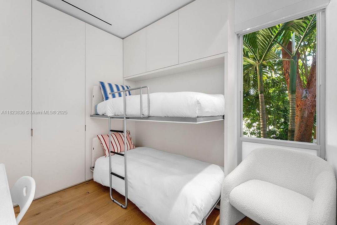 En Venta: $11,250,000 (4 camas, 3 baños, 5656 Pies cuadrados)