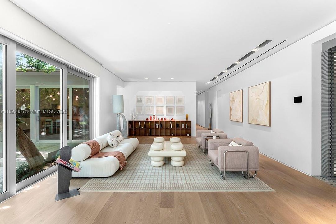 En Venta: $11,250,000 (4 camas, 3 baños, 5656 Pies cuadrados)