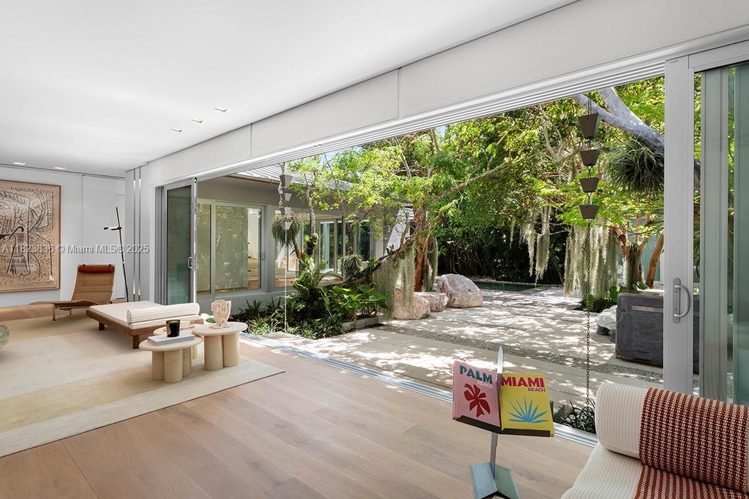 En Venta: $11,250,000 (4 camas, 3 baños, 5656 Pies cuadrados)