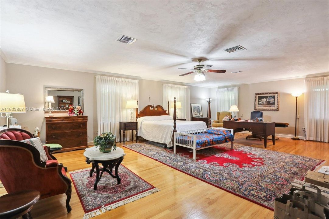 待售: $3,350,000 (4 贝兹, 3 浴室, 3760 平方英尺)