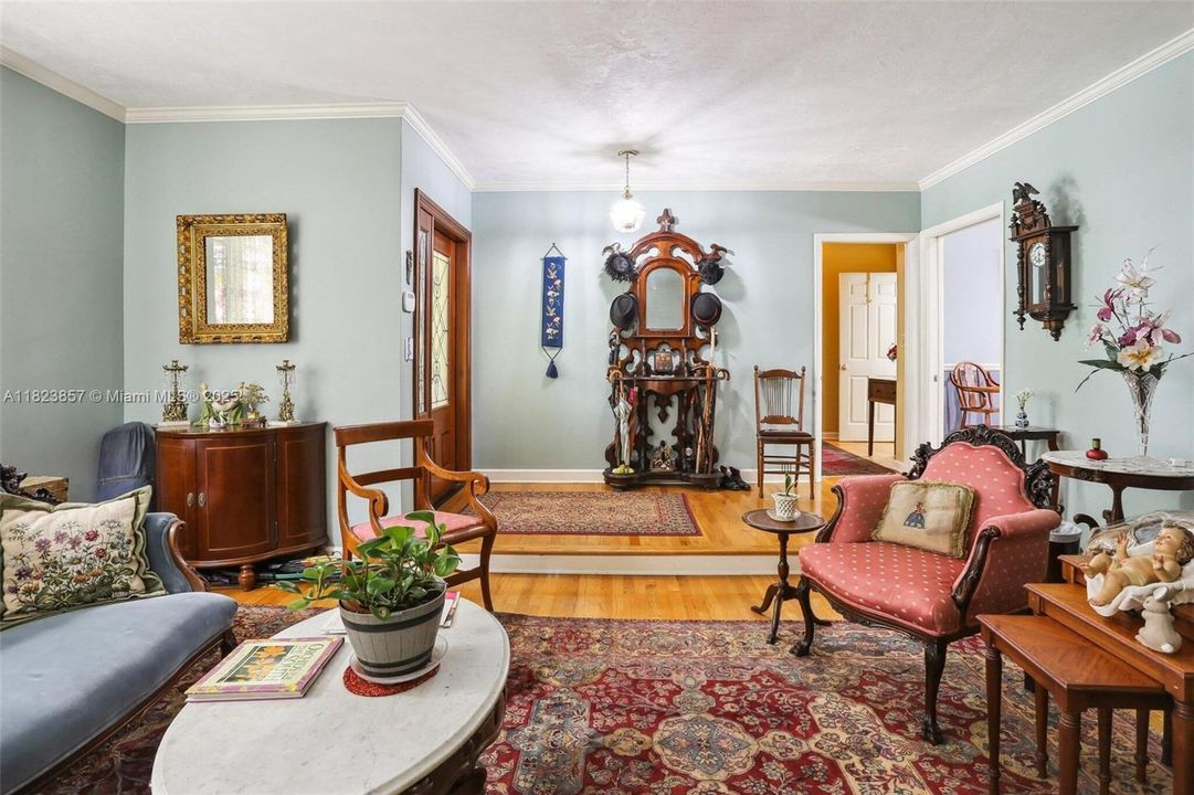 待售: $3,350,000 (4 贝兹, 3 浴室, 3760 平方英尺)