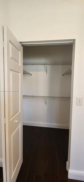 Recientemente alquilado: $2,350 (2 camas, 2 baños, 1092 Pies cuadrados)
